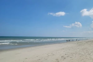 40th Ave N Surf Area - Public Beach Access